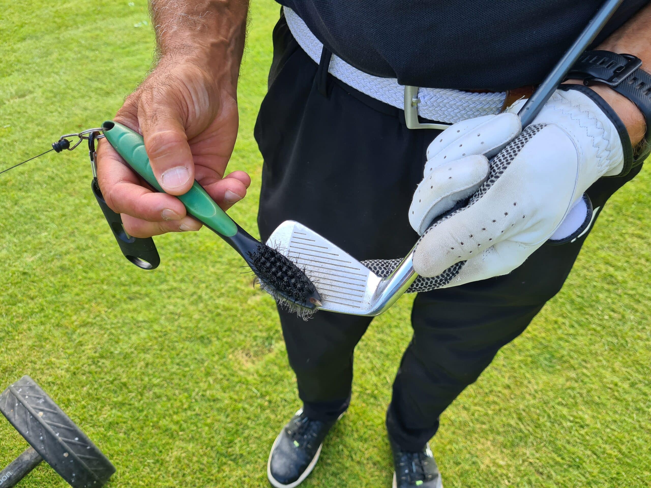 cleaning golf shafts